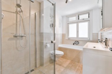 Zarif banyo iç mimarisi.