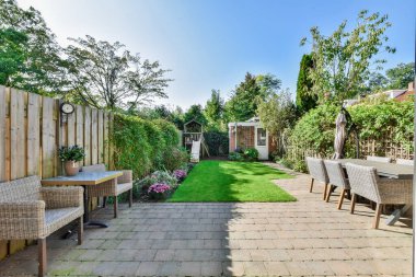 Evin güzel verandasının manzarası