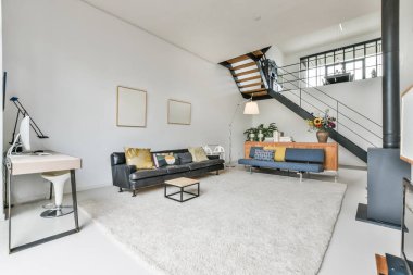 Parlak oturma odası