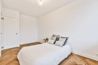 Şık yatak odası tasarımı