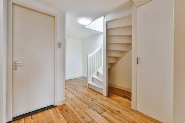 Lüks merdiven salonu.