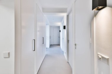 Şık parlak koridor