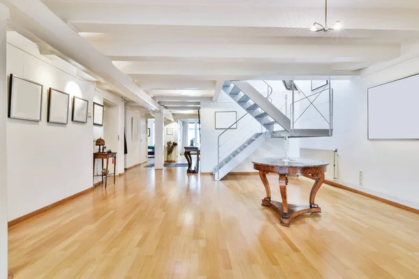 Large living room with stairs — Stock Photo, Image