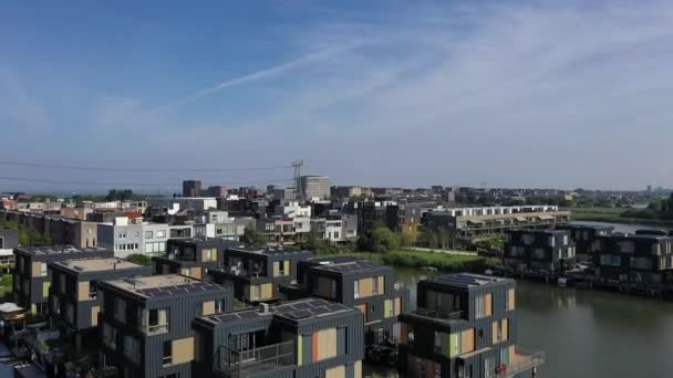 Casas flutuantes em Países Baixos — Vídeo de Stock