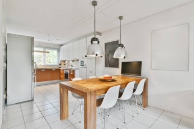 Modern yemek odası.