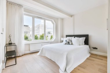 Minimalist stil yatak odası