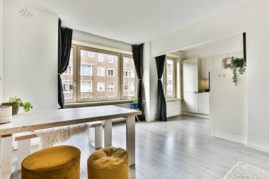 Modern yemek odası.