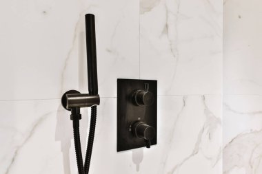 Siyah su regülatörü