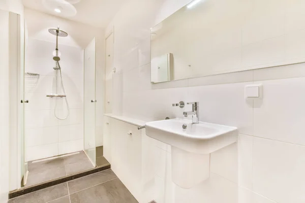 샤워실 설계 — 스톡 사진
