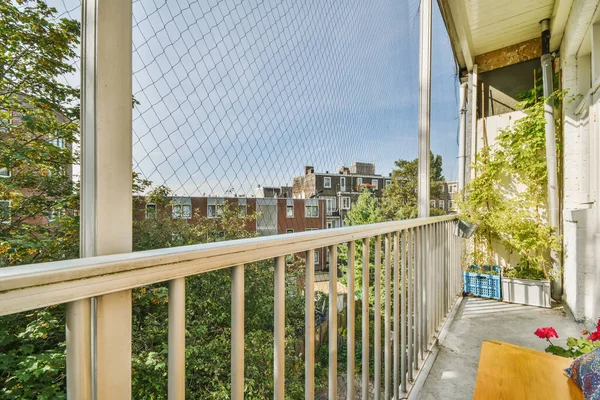 Acogedor bonito balcón diseño —  Fotos de Stock