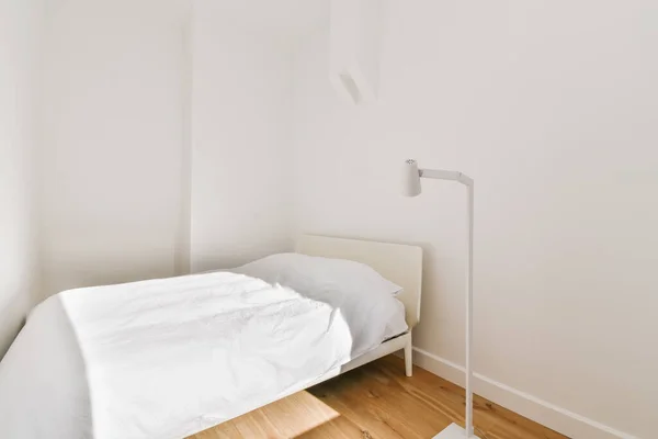 Diseño de dormitorio pequeño — Foto de Stock