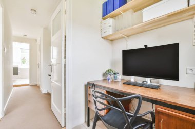 Küçük konforlu oda