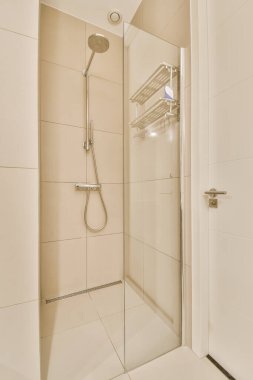 Modern duş kabini