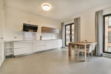 Modern yemek odası.