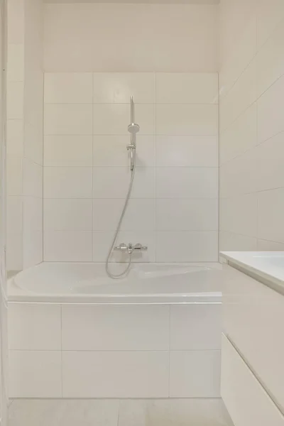 Interior moderno do banheiro — Fotografia de Stock