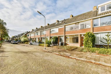 evleriyle şirin sokak