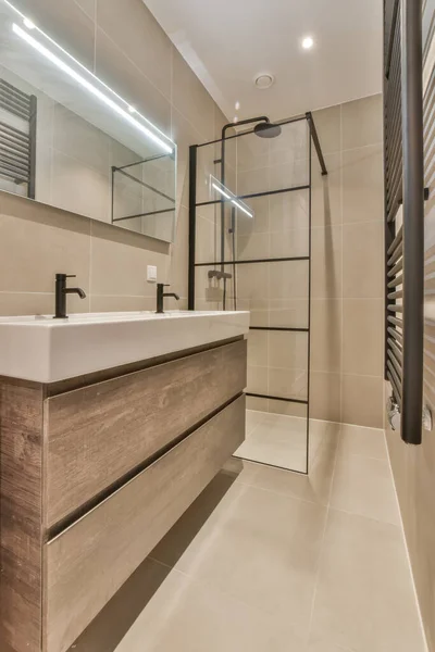 Stylish bathroom in a minimalist style — Stock Photo, Image