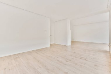 Çok güzel bir odanın içi.