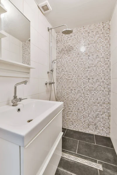 Zarif banyo tasarımı.