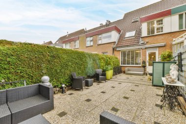 Evin avlusunun kusursuz bir alanı var.