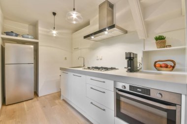 Geniş lüks mutfak.