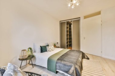 Parlak yatak odası tasarımı