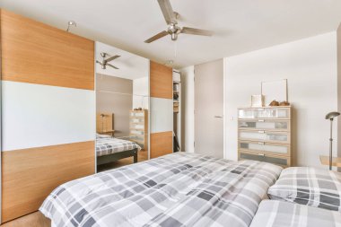 Parlak yatak odası tasarımı