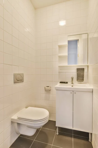 Dazzling minimalist washroom — Zdjęcie stockowe