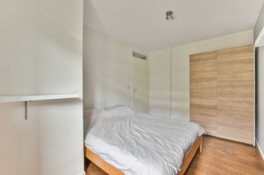 Parlak yatak odası tasarımı