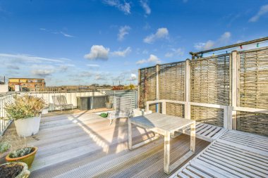 Güzel veranda manzarası