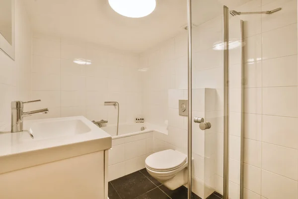Stylowy design łazienki — Zdjęcie stockowe
