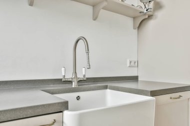 Modern tasarım krom su musluğu