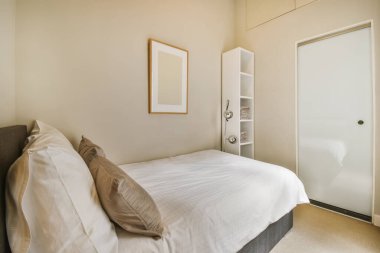 Parlak yatak odası tasarımı