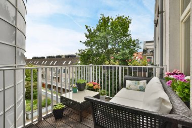 Konforlu balkon