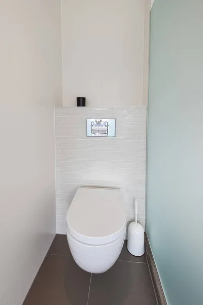 Interior of a toilet in a modern house — Stock Photo, Image