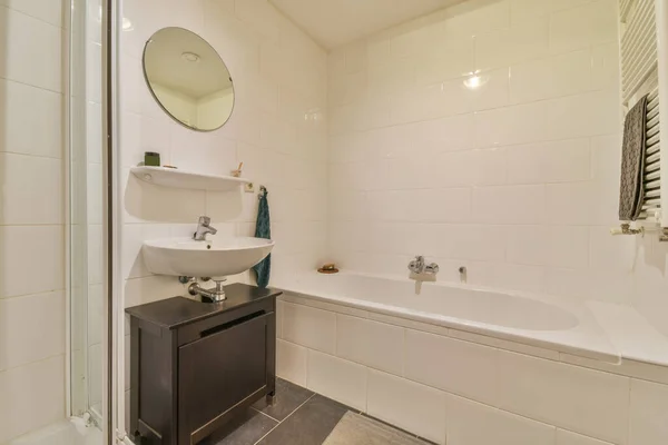 Bathroom in a modern design — Stock Photo, Image