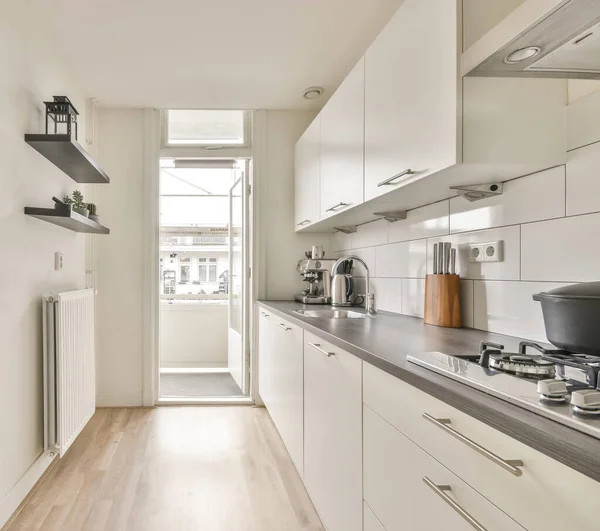 Interior dapur dalam warna putih — Stok Foto
