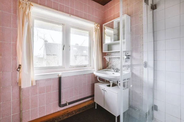 The washing room with window — Stock Photo, Image