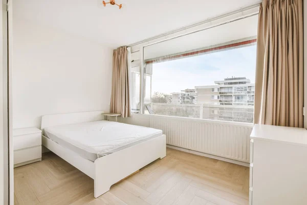 Modern Bedroom White Color Panoramic Window — Fotografia de Stock