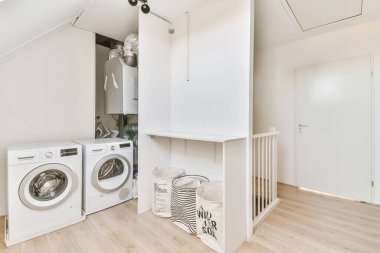 Çamaşırhanenin genel manzarası