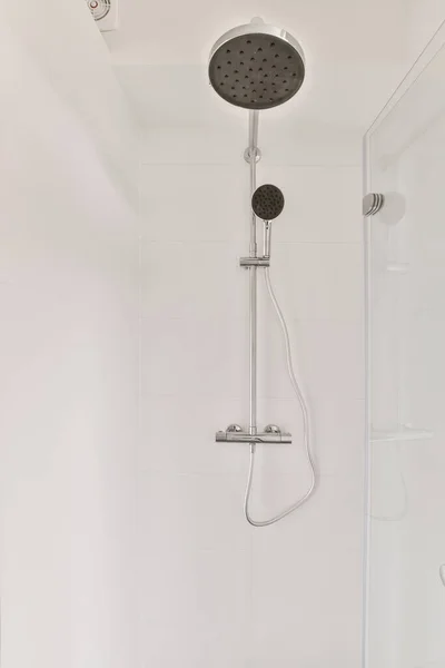 Sprcha box v moderní koupelně — Stock fotografie