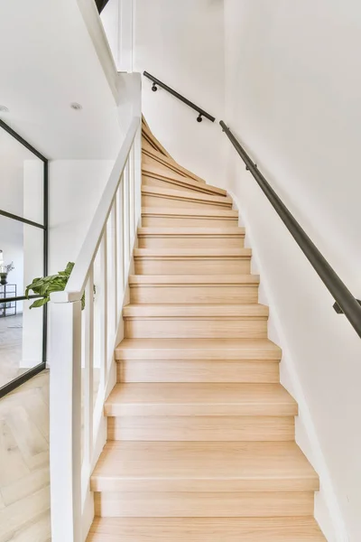 Salón Escaleras Lujo Diseño Especial Una Casa Elegante —  Fotos de Stock