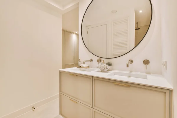 Innenarchitektur Des Schönen Und Eleganten Badezimmers — Stockfoto