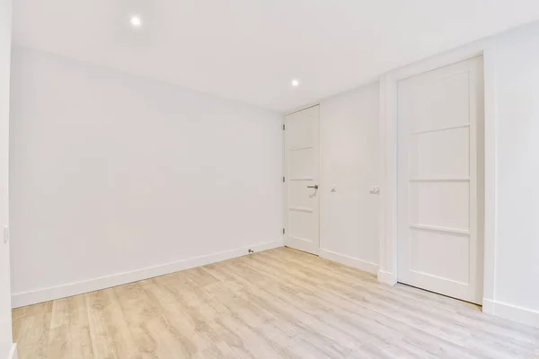 Een Gezellige Ruime Lege Kamer Een Luxe Huis — Stockfoto