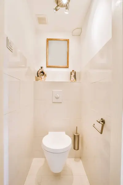 Interior Narrow Restroom Hung Toilet White Walls Checkered Floor — Zdjęcie stockowe