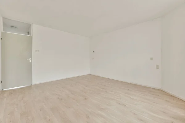 Una Acogedora Espaciosa Habitación Vacía Una Casa Lujo — Foto de Stock