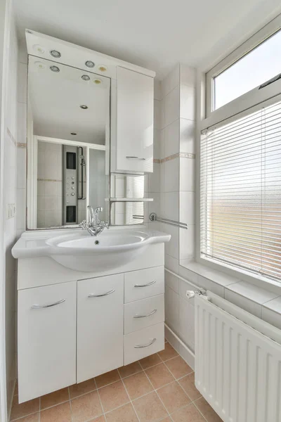 Modern Black Shower Column Expensive Open Bathroom White Tiled Wall — Foto de Stock