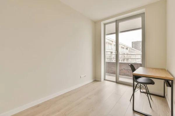 Interior Apartamento Moderno Vacío Con Diseño Geométrico Con Puerta Entrada —  Fotos de Stock