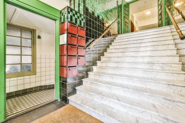 Salón Escaleras Lujo Diseño Especial Una Casa Elegante — Foto de Stock