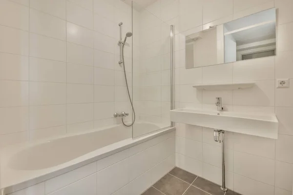 Glass Partition Bathtub Wall Hung Toilet Modern Restroom Home — ストック写真